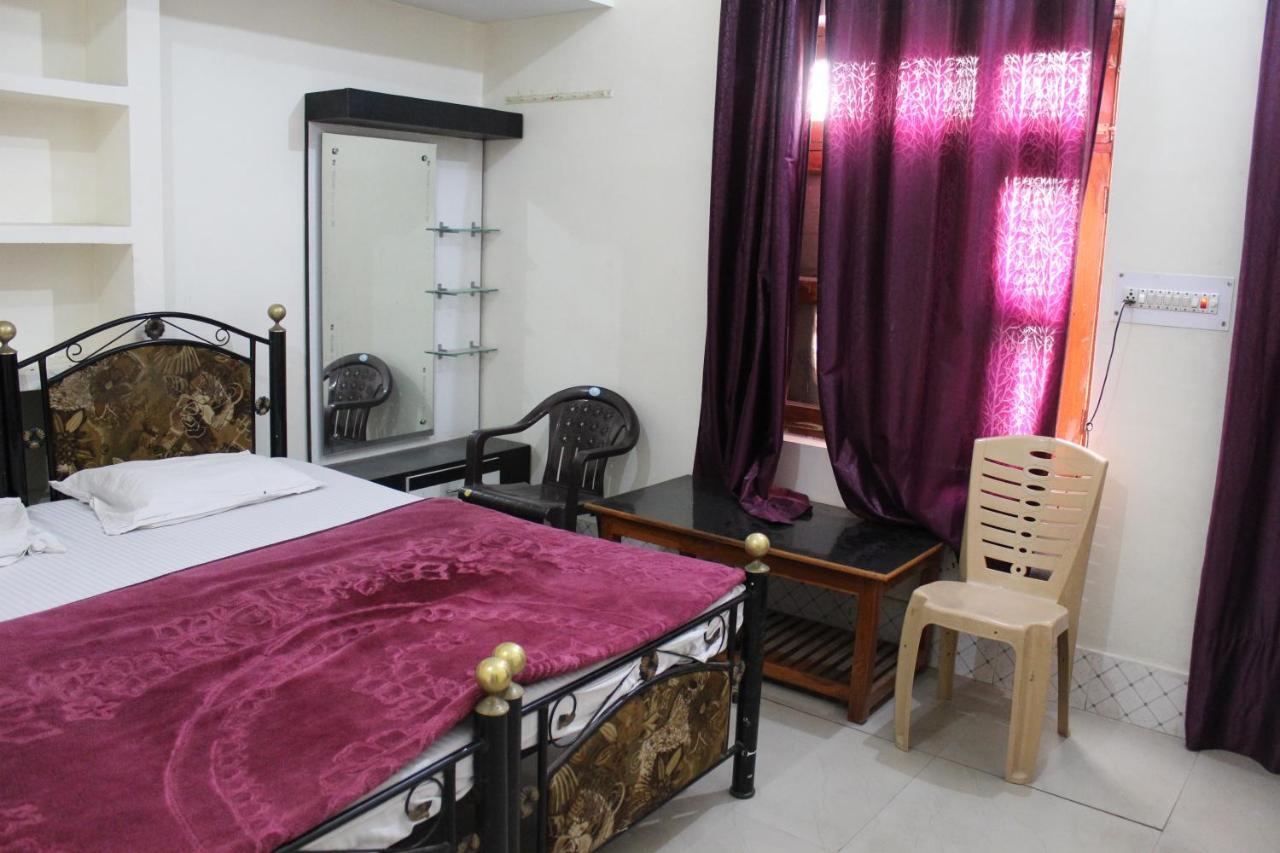 Hotel Sunset Orchha Exterior foto